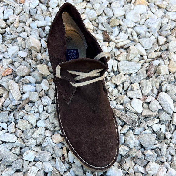 Saks Fifth Avenue Brown Suede Lace-Up Chukka Boots Size 9.5 Great Condition - Picture 12 of 13